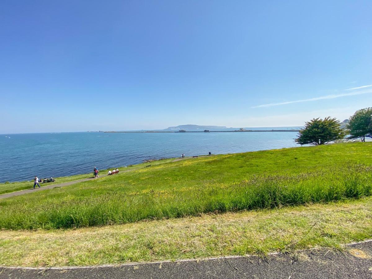 Newton'S Cove View Villa Weymouth Bagian luar foto